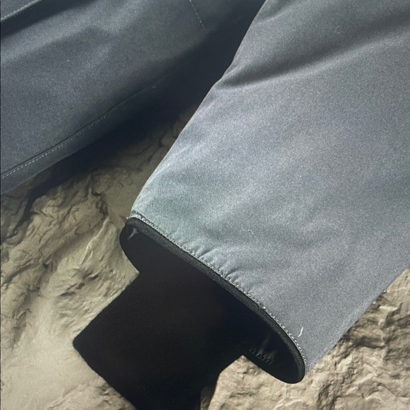 Canada Goose Charcoal Puffer Jacket - Picture 6 of 8